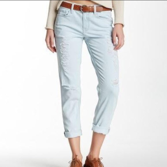 Level 99 Distressed Sienna Tomboy Jeans 